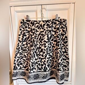 Ann Taylor Pleated Skirt Size 4p Business Casual Summer Spring